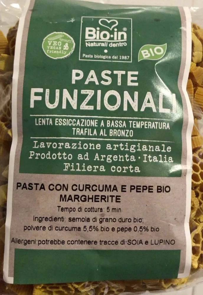 Pasta con curcuma e peoe bio margherite