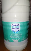 Latte fresco pastorizzato, alta qualità intero