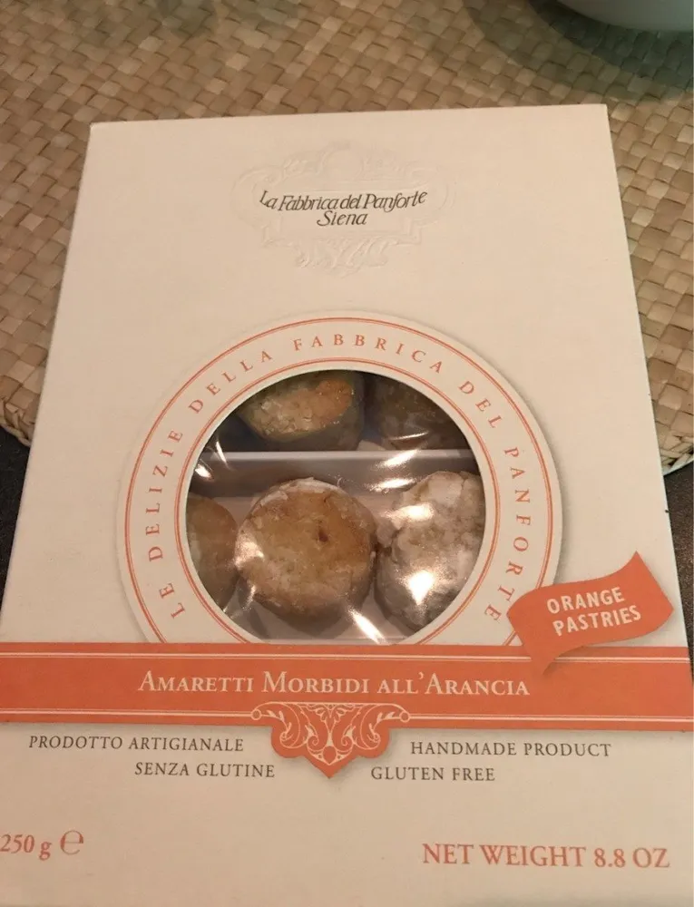 Amaretti morbidi all'arancia