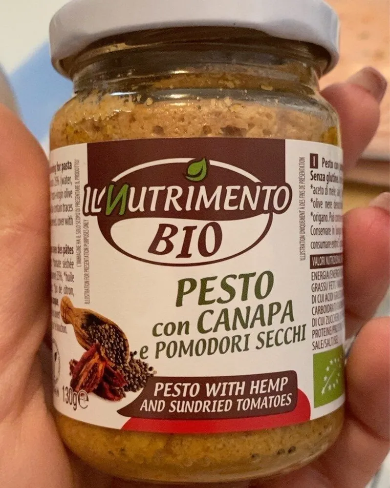 Pesto canapa e pomodori secchi