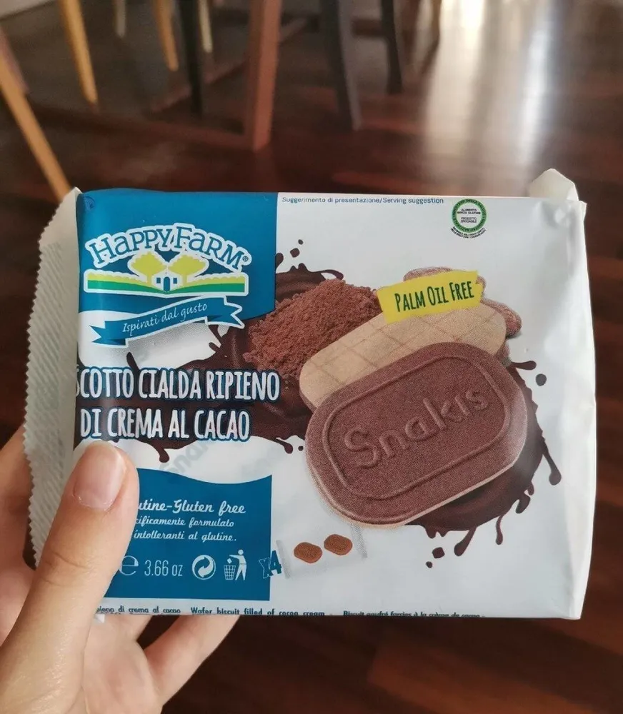 Biscotto cialda ripieno di crema al cacao
