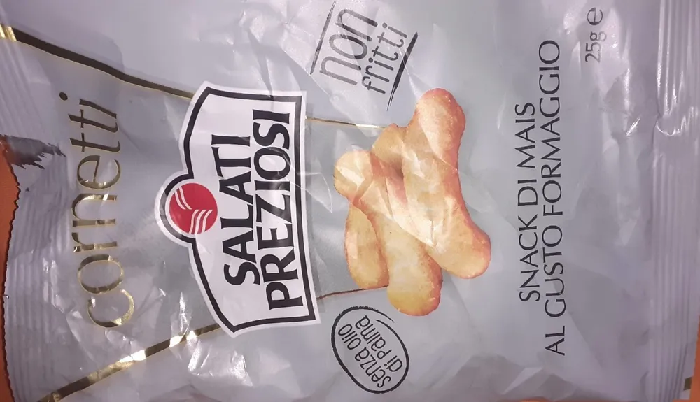 snack di mais al gusto di formaggio