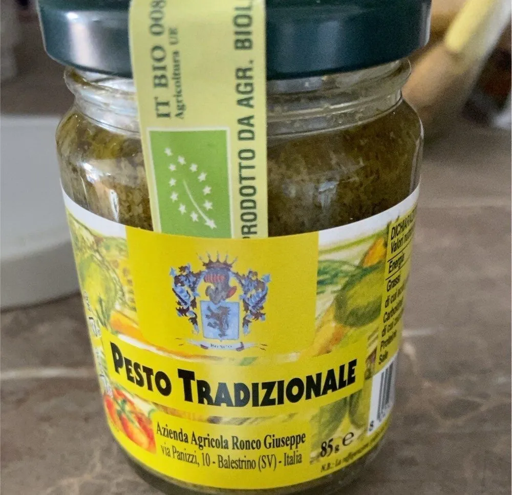 Pesti tradizionale