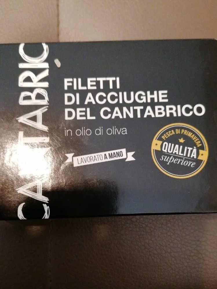 Filetti di acciughe del cantabrico