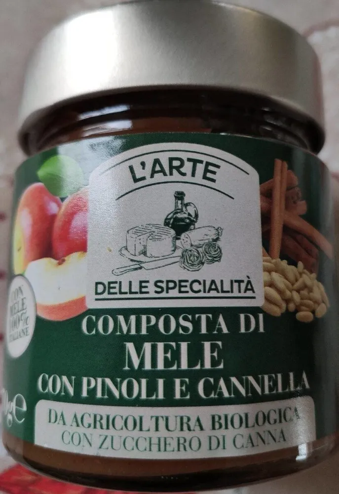 Composta du même con pinolle e cannella