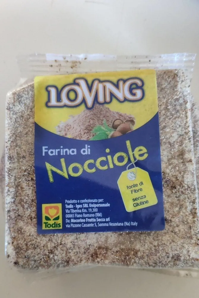 Farina di nocciole