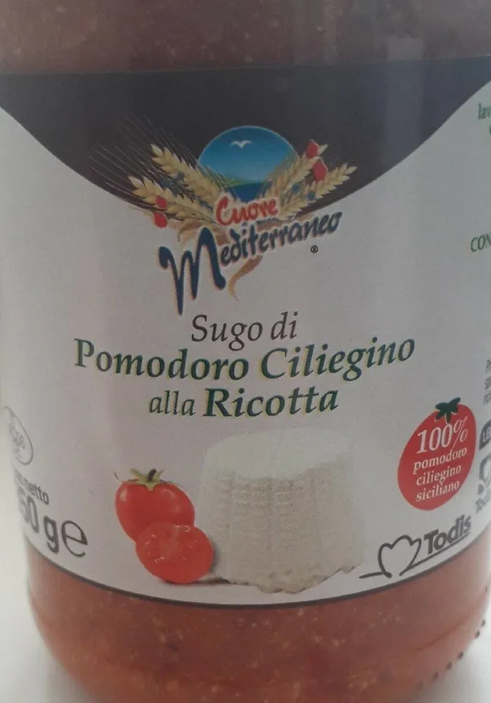 Sugo di pomodoro ciliegino alla ricotta