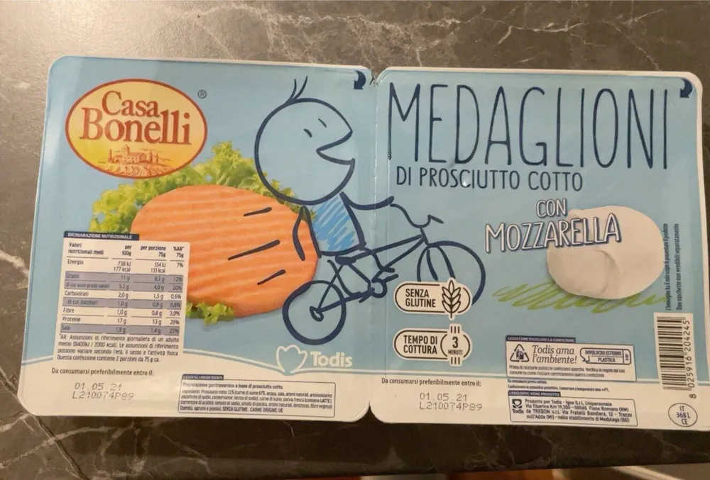 Medaglioni di prosciutto cotto con mozzarella