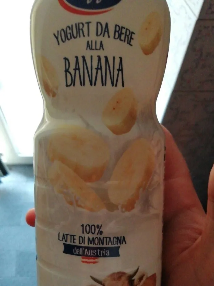 Yogurt da bere alla banana