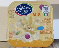 Yogurt cremoso alla vaniglia con confetti al cioccolato