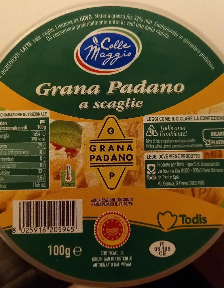 Grana padano a scaglie
