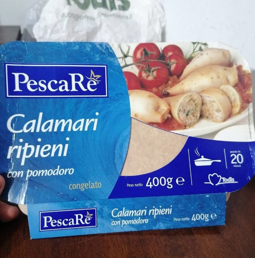 Calamari ripieni con pomodoro