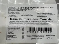 Base de pizza con tomate