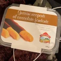 Grissini ricoperti al cioccolato fondente