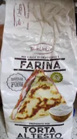 Preparato pe torta al testo