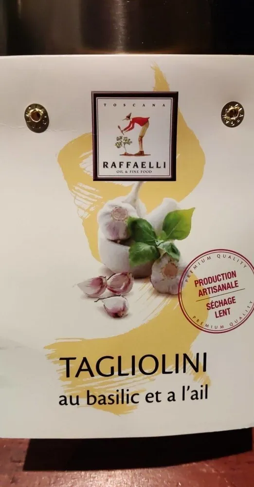 Tagliolini au basilic et à l'ail