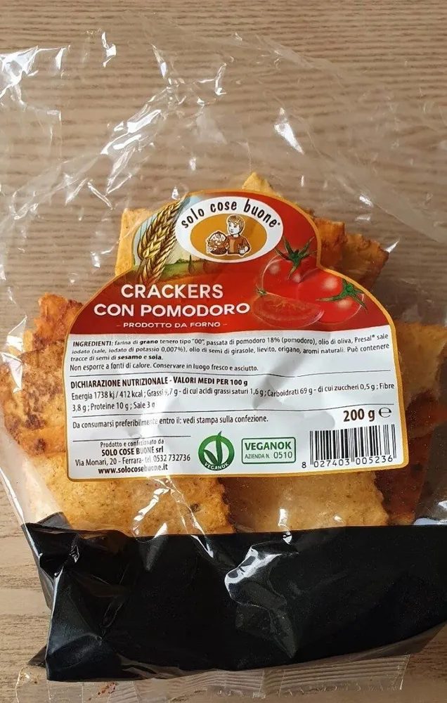 Crackers con pomodoro