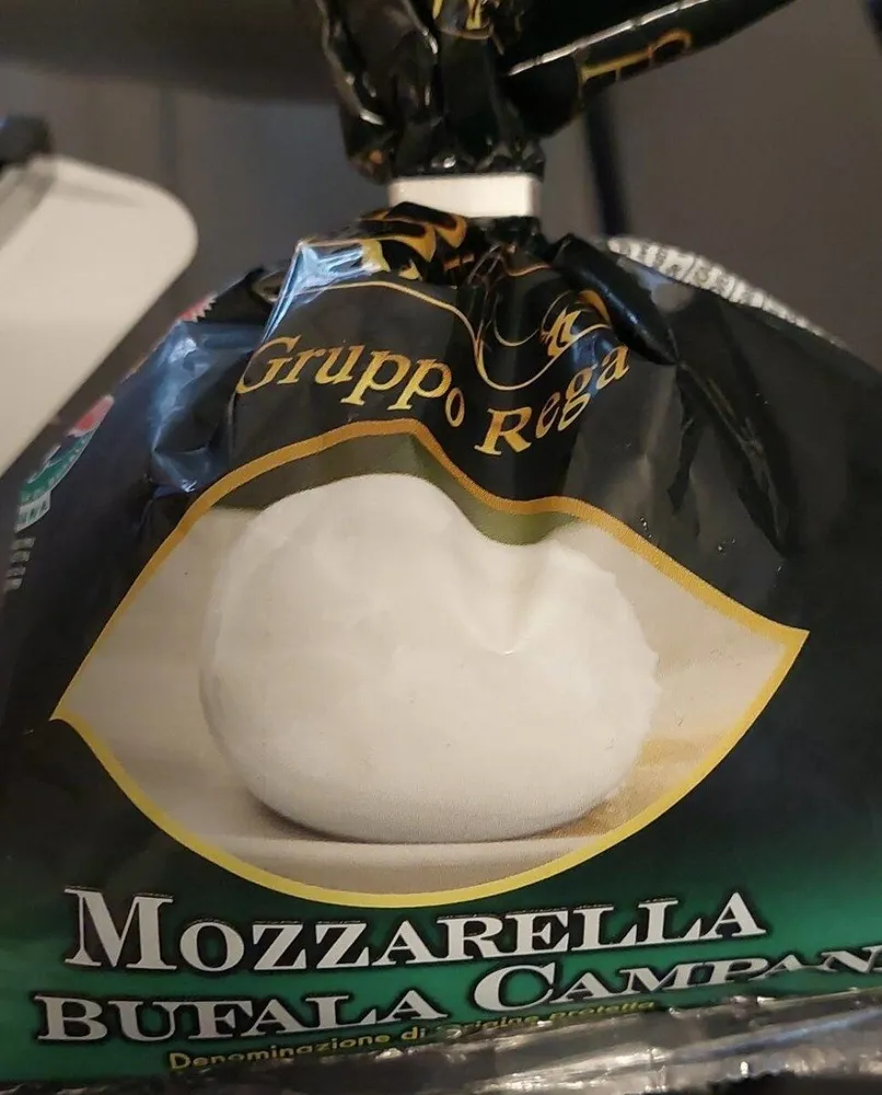 Mozzarella di bufala campana