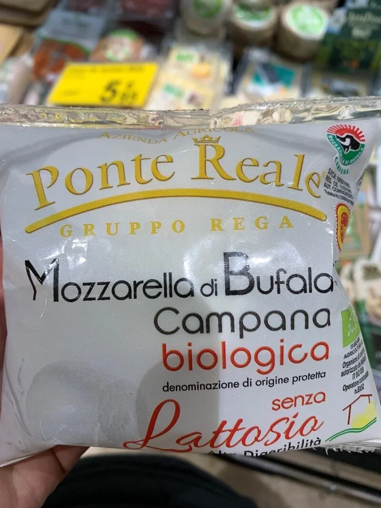 Mozarella di Bufala Campana