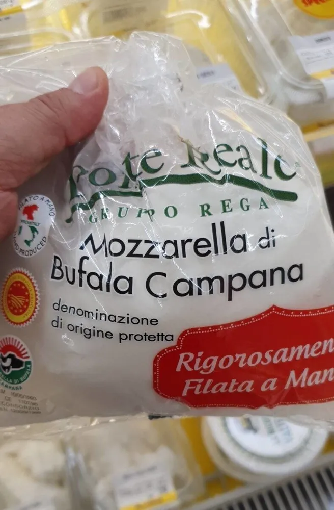 mozzarella di bufala campana