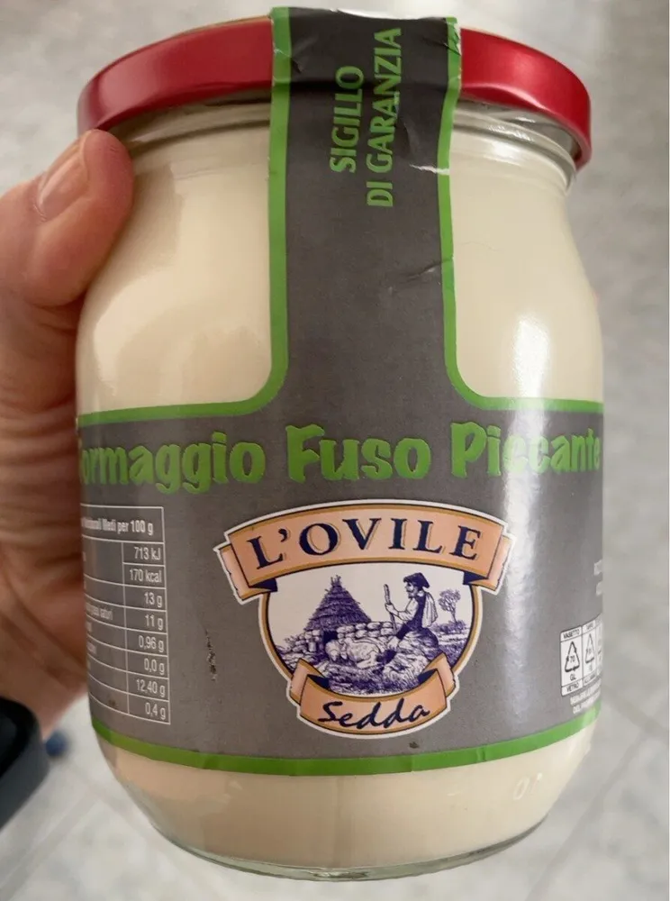 Formaggio fuso piccante