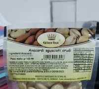Anacardi sgusciati crudi