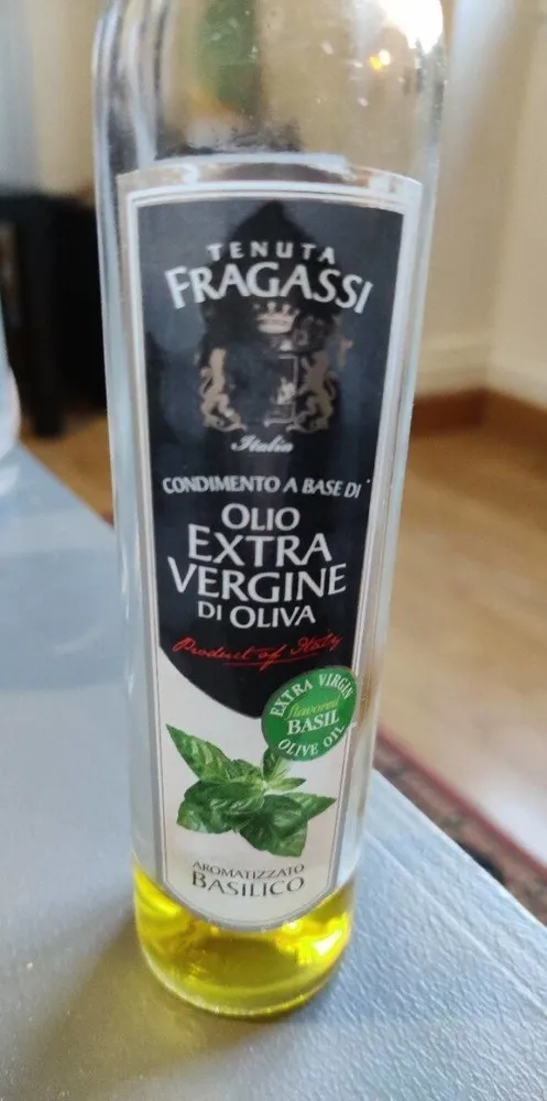 Huile d'olive au basilic