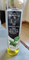 Huile d'olive au basilic