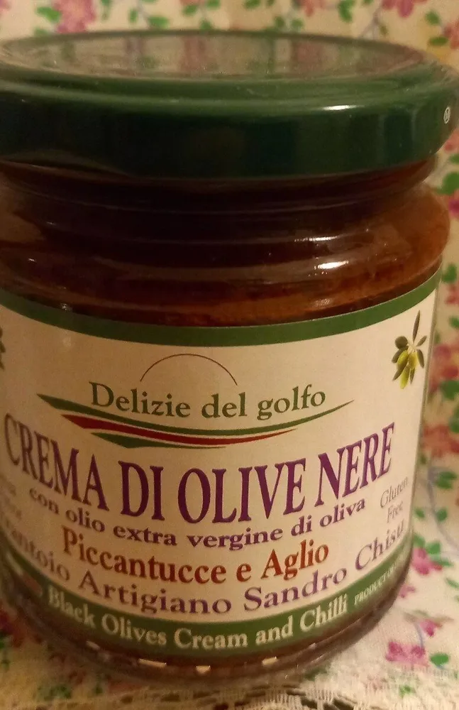 Crema alle olive nere
