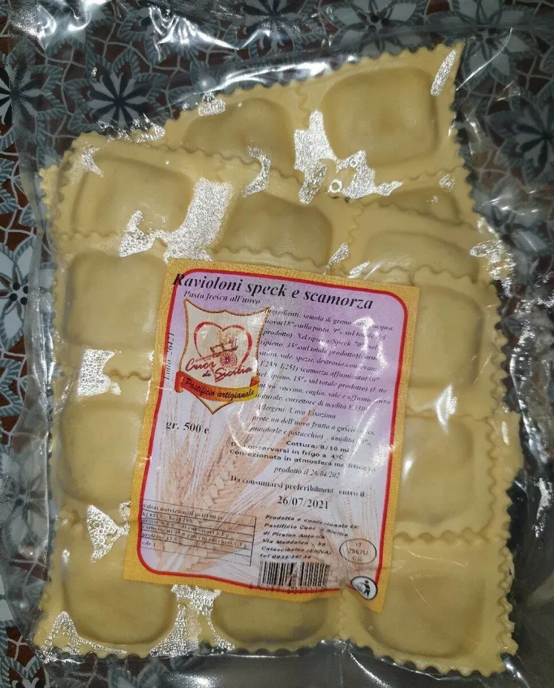 Ravioloni speck e scamorza