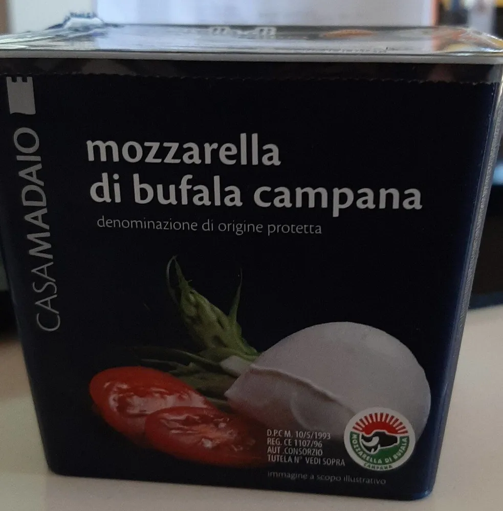 Mozzarella di bufala campana dop