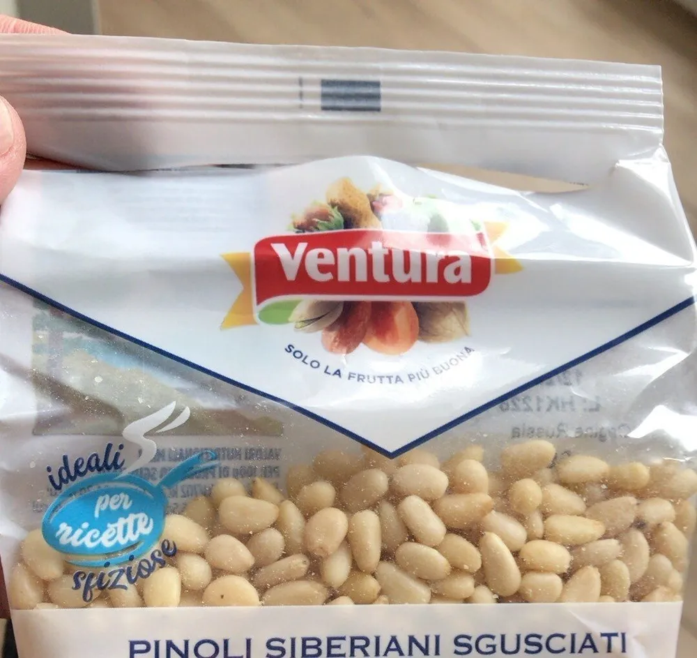 pinoli siberiani sgusciati