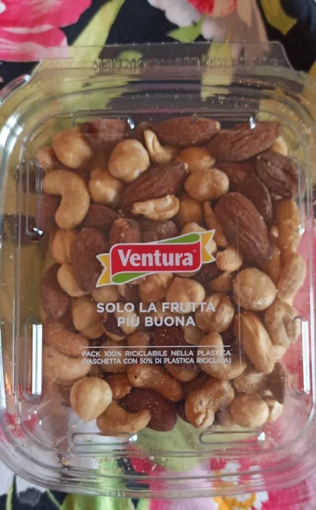 Misto pelato tostato e salato