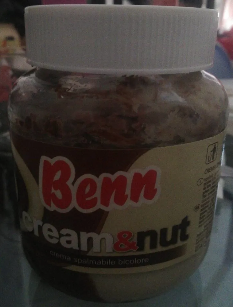 Cream & nut