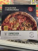 Capricciosa con prosciutto cotto, funghi e carciofi