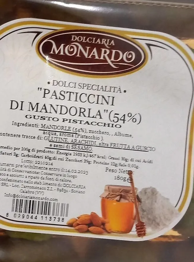 Pasticcini di mandorla 54%