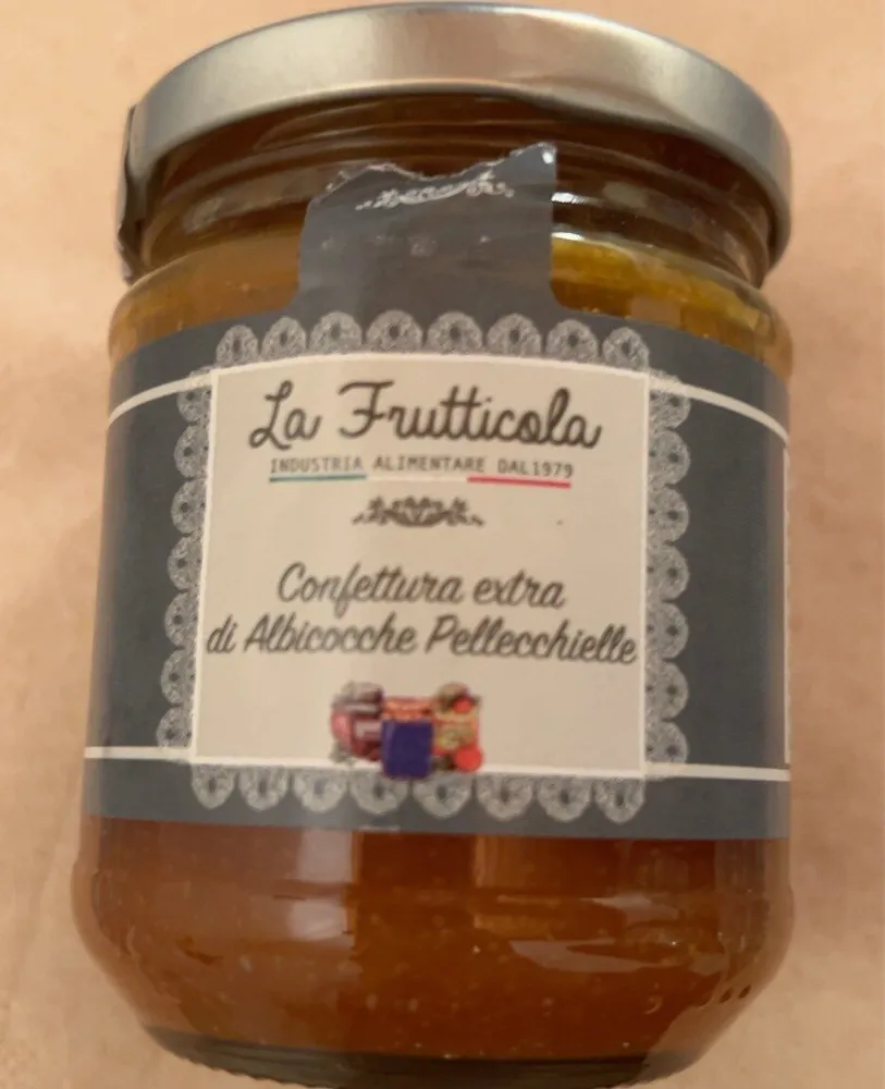 Confettura extra di albicocche pellecchielle