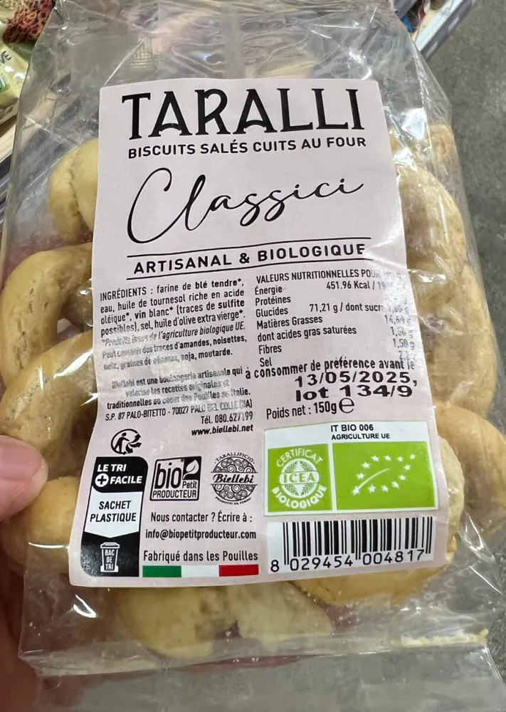 Biscuits salés cuits au four