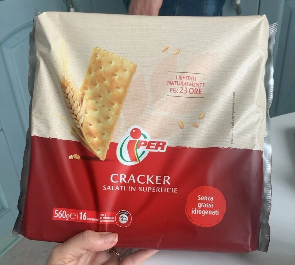 Cracker salati in superficie