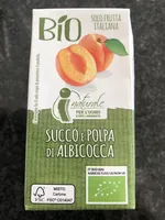 Succo e polpa di albicocca