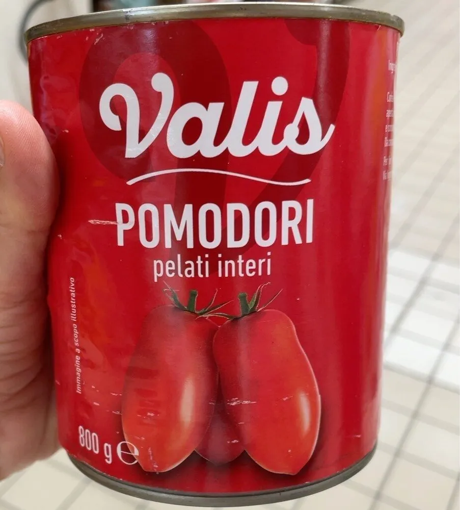 Pomodori pelati interi