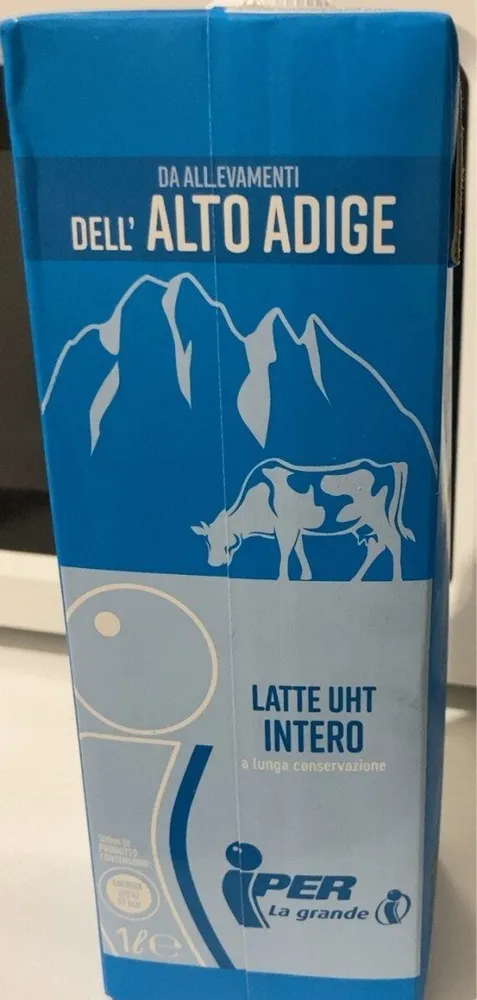 Latte UHT intero