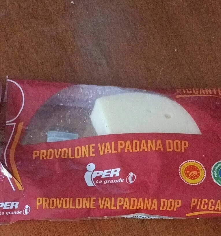 Provolone Valpadana DOP Piccante