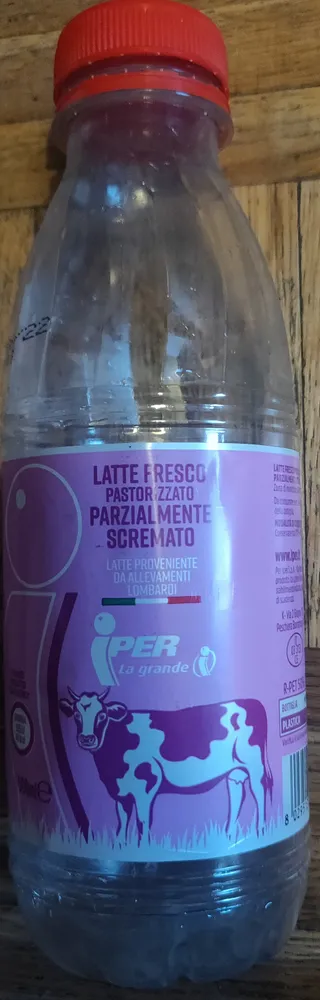 latte fresco pastorizzato parzialmente scremato