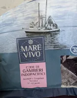 Code di gamberi indopacifici scottate e congelate