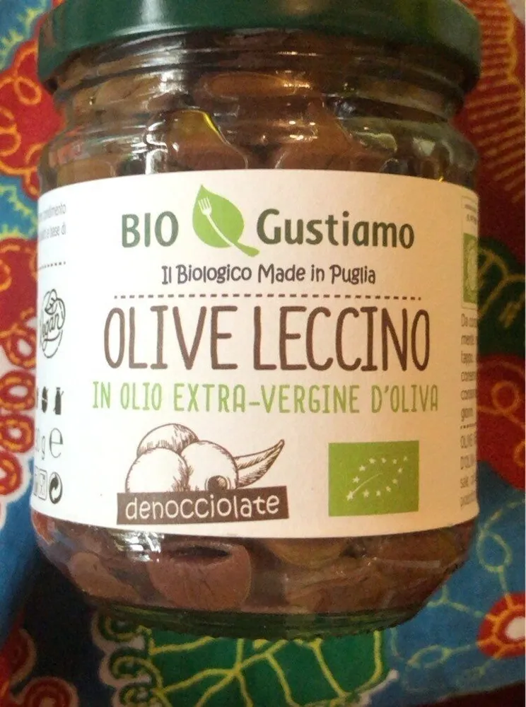 Olive leccino
