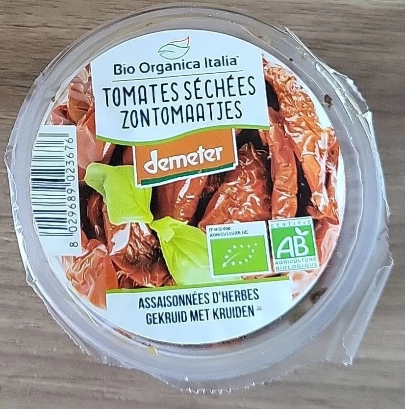 Tomates séchées assaisonnées d'herbes