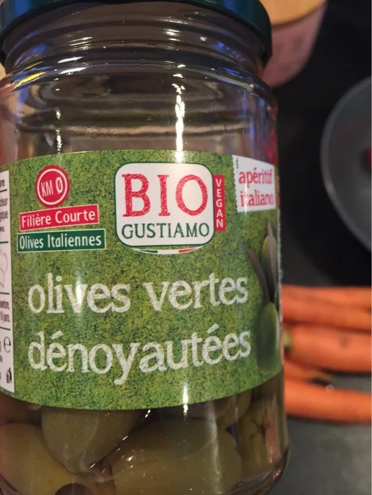 Olives vertes denoyautees