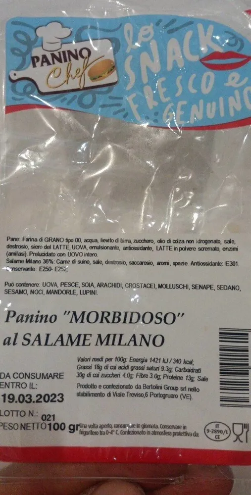 Panino morbidoso al salame milano