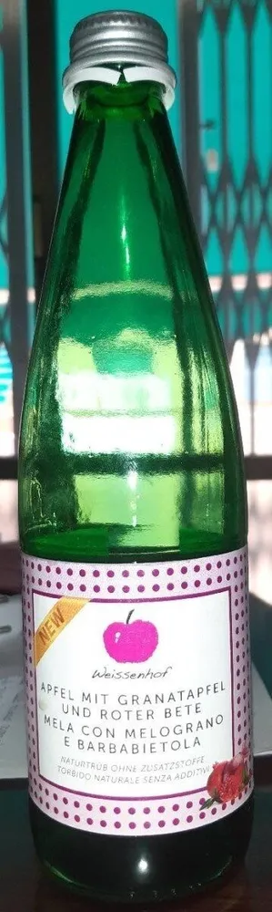 Succo di mela con melograno e barbabietola